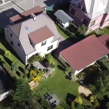 S Parkovanim Appartement